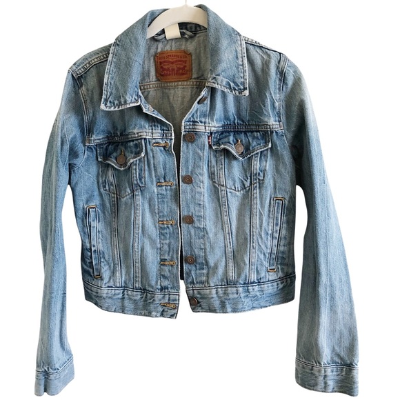 Levi’s Women Jean Jacket Size Small